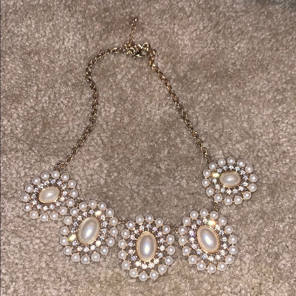 Statement necklace